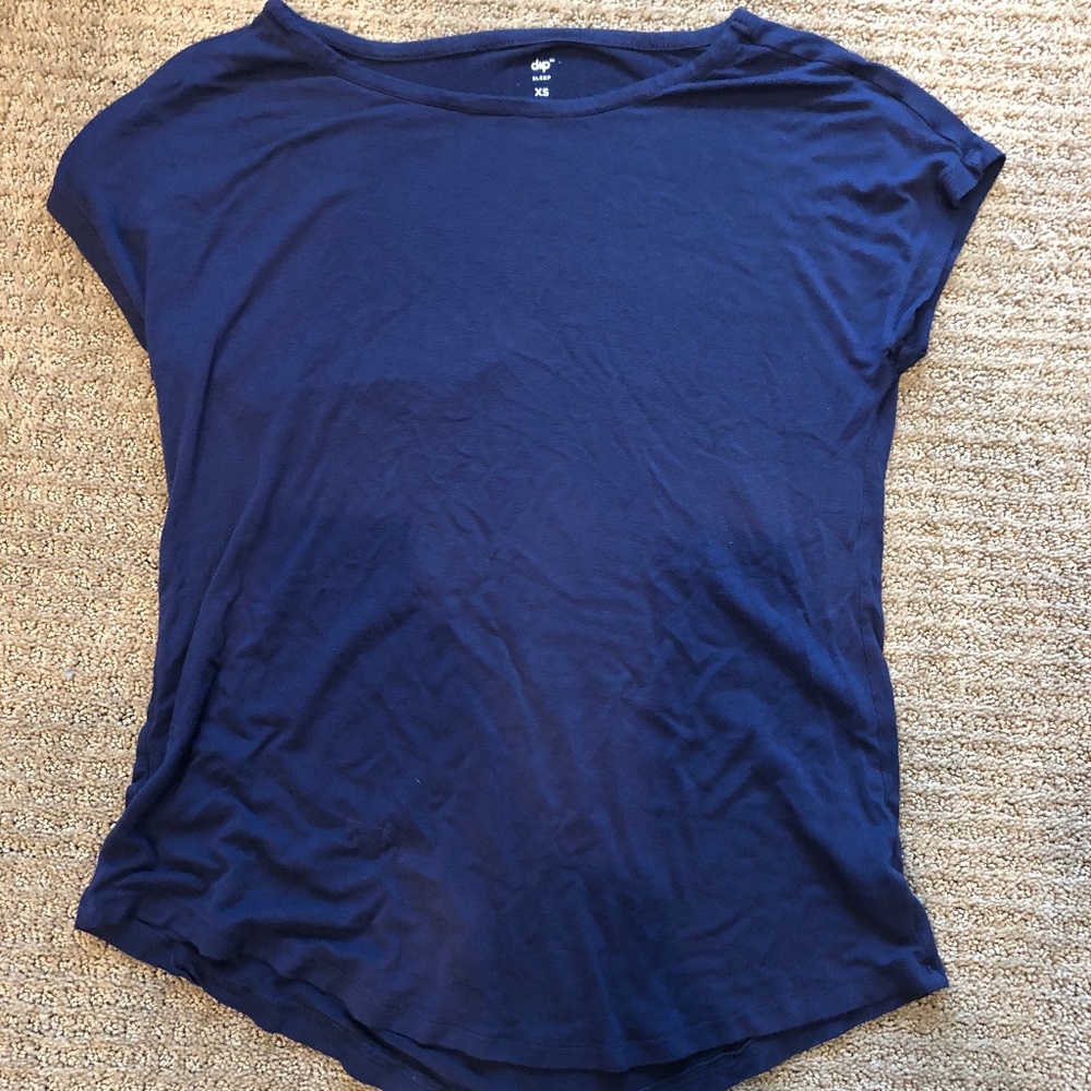 Dip sleep shirt
